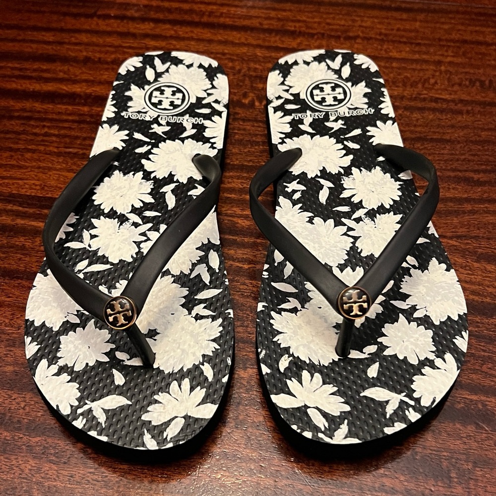 Tory Burch Floral Flip Flop Sandals sz 9